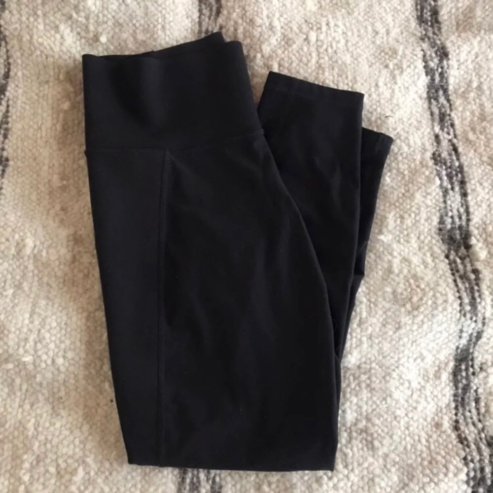 Old navy elevate compression leggings